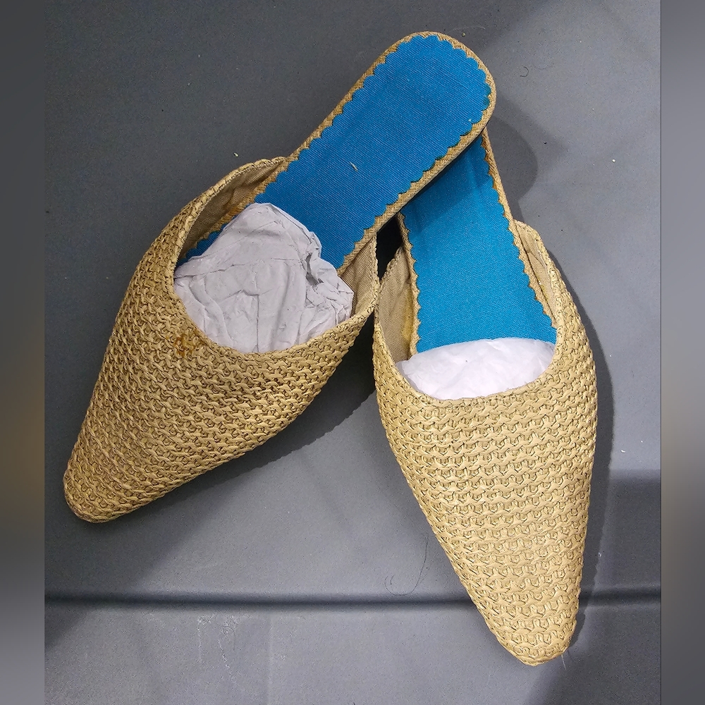 Woven slides